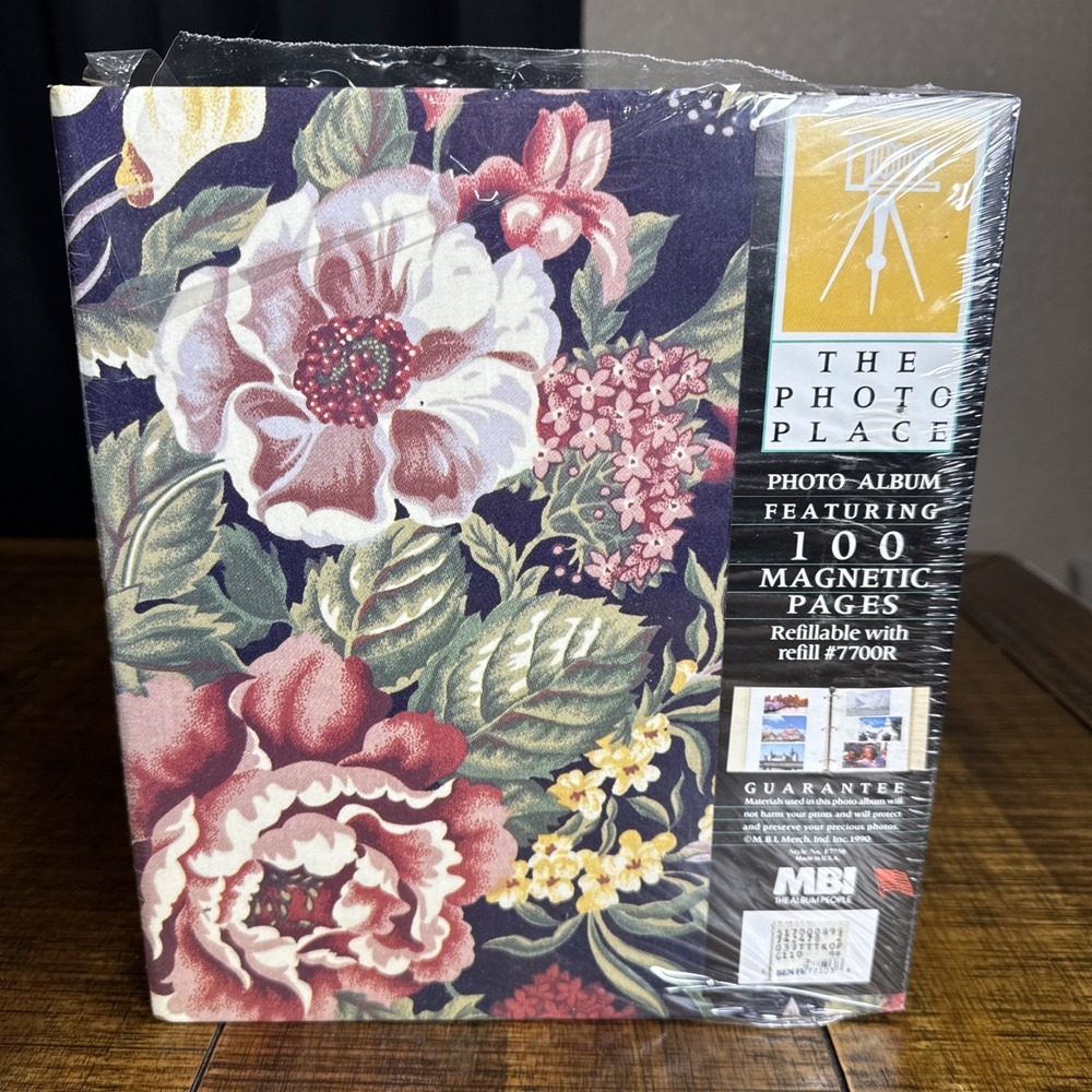 The Photo Place Photo Album Scrap Book 100 Pages 10"x11 3/4" White w/Flowers NOS